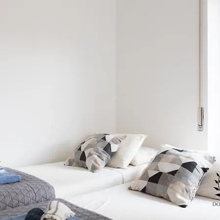 Domus Trionfale - 8 Min Walk To Vatican, 500mt To Metro A, A-c