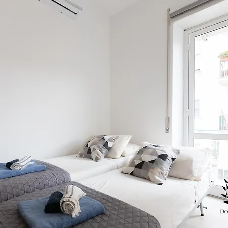 Domus Trionfale - 8 Min Walk To Vatican, 500mt To Metro A, A-c *